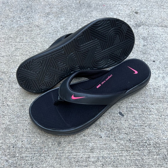 WMNS NIKE ULTRAS COMFORTS 3 THONGS THNG III BLACK PINK BLACKS PINKS FOOTBEDS - Picture 1 of 5